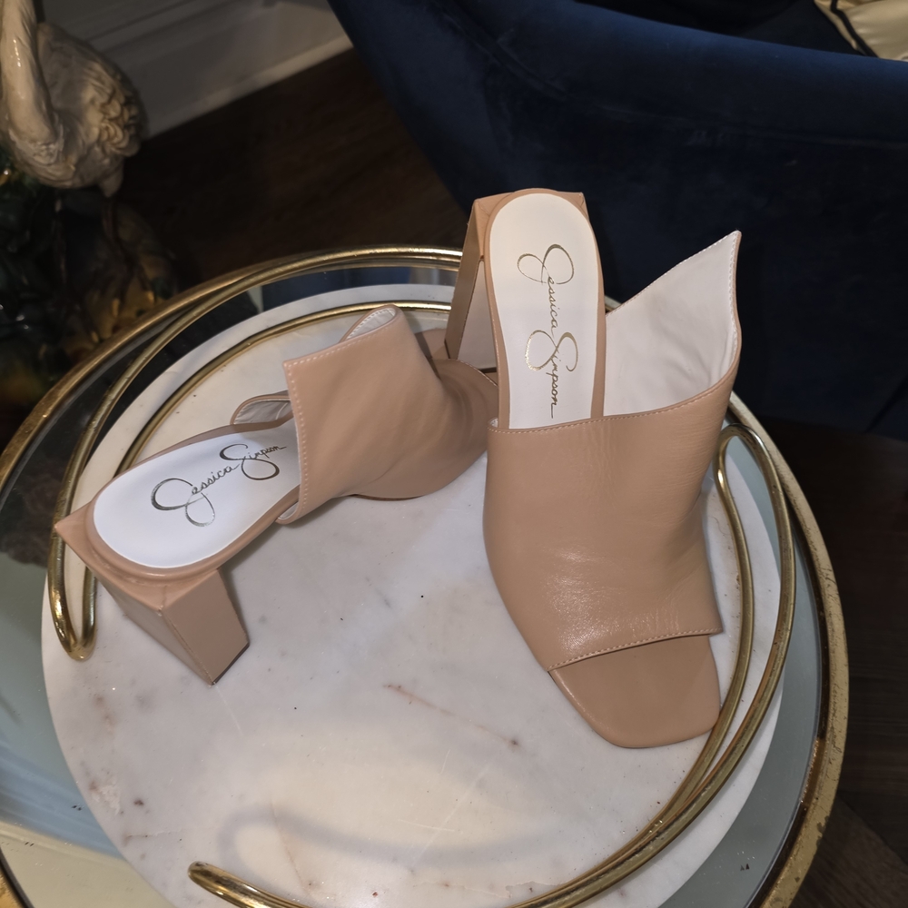 Jessica Simpson Tan Women's Heeled Mules
